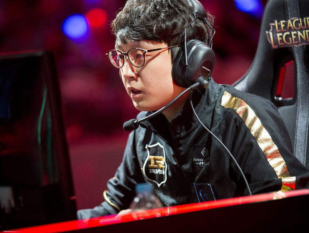 NG28-Faker迎来三赛季高光表现，篮网球迷沸腾！的简单介绍